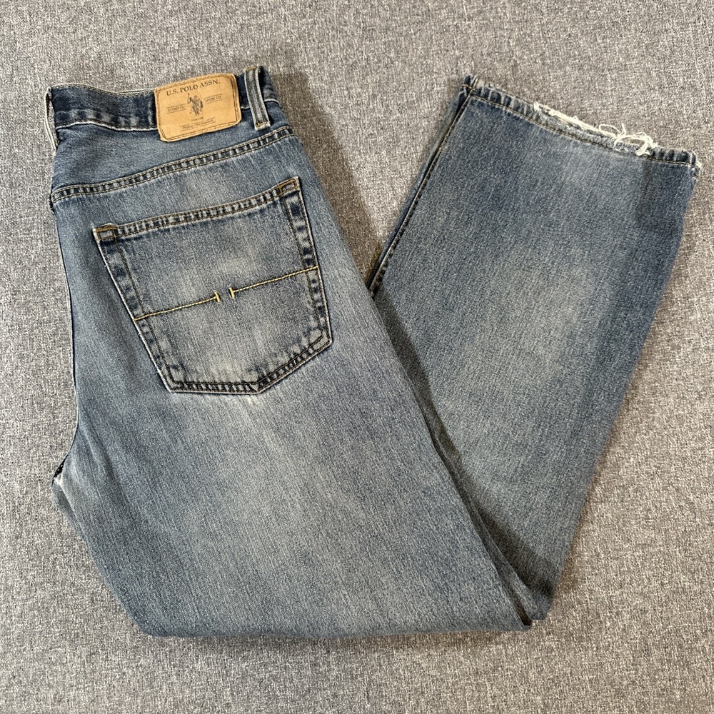 U.S. Polo Assn Distressed Jeans Mens 34x30 Light Wash Straight Denim Pants